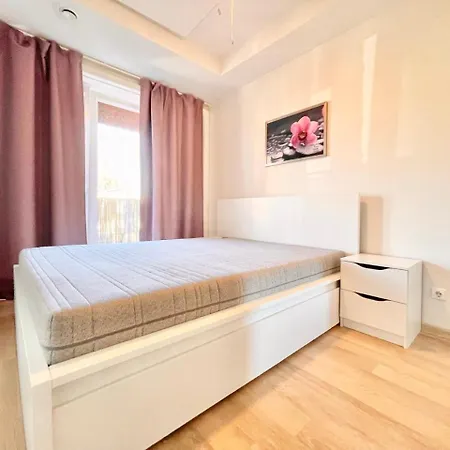 Apartment Apartamentai Su Baseinu Maluno Vilose