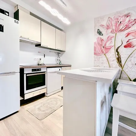 Apartamentai Su Baseinu Maluno Vilose Appartamento