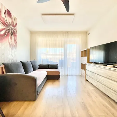 Apartment Apartamentai Su Baseinu Maluno Vilose Palanga