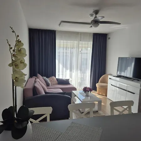 Appartamento Apartamentai Su Baseinu Maluno Vilose Palanga